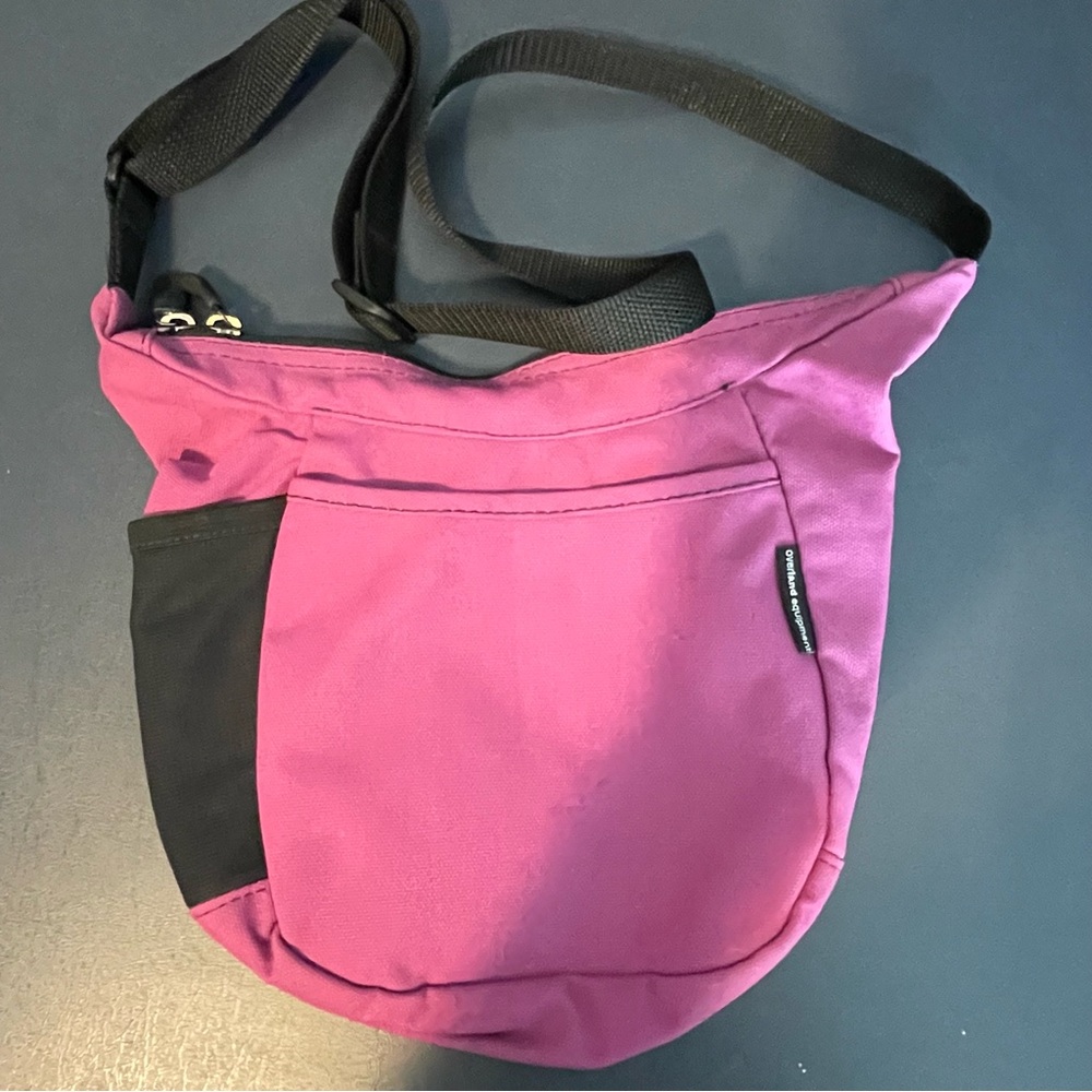 OVERLAND EQUIPMENT Pink Canvas Crossbody Travel Logo Hiking Shoulder Bag Purse - Picture 5 of 8